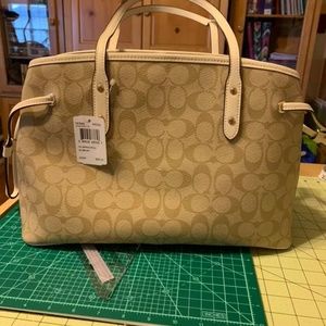 NEW Coach handbag